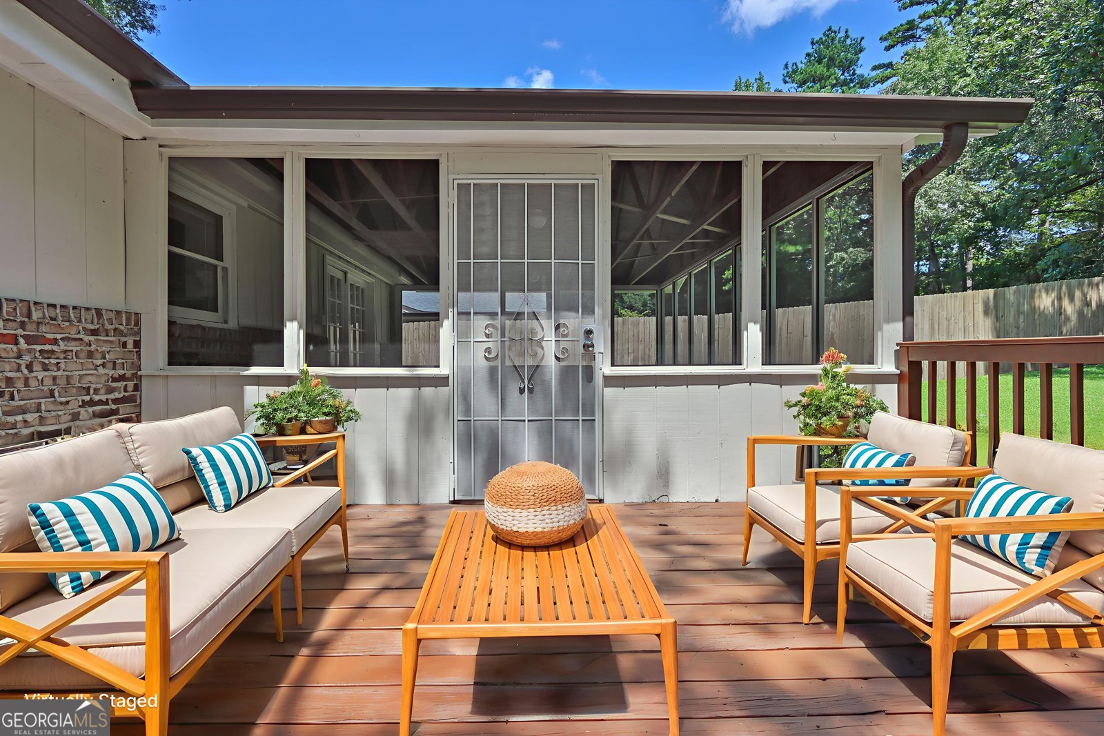 195 King Arthur Drive Lawrenceville - 30
