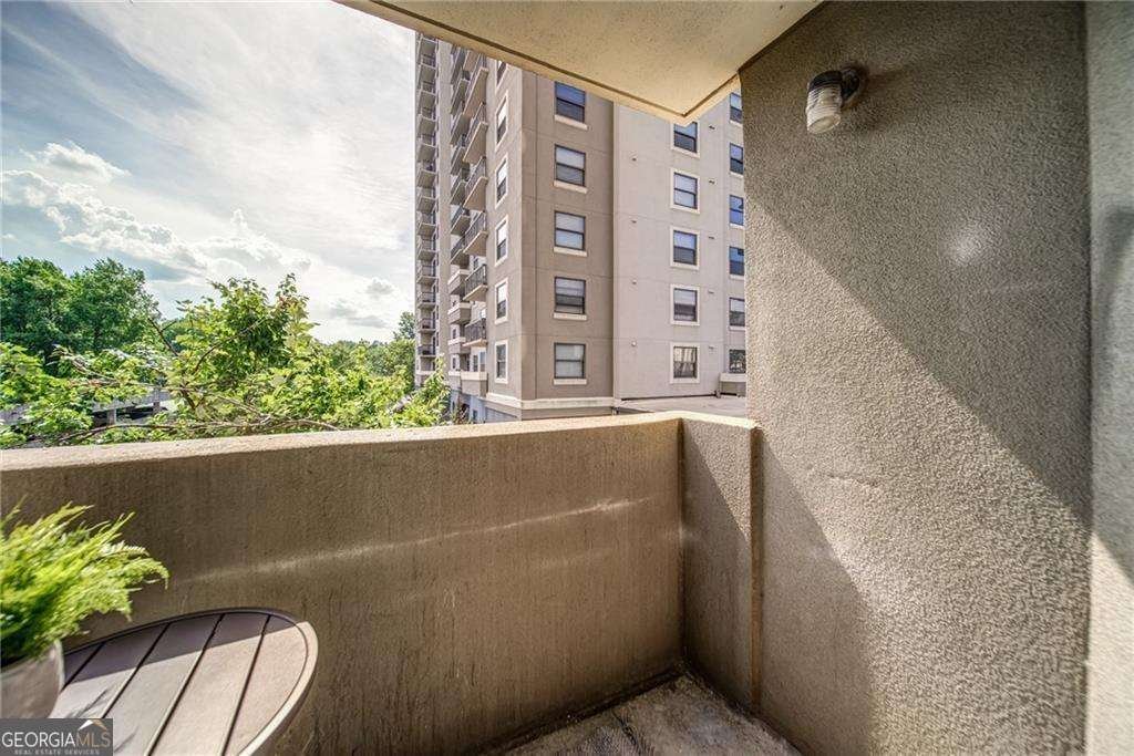 795 Hammond Drive Atlanta - 3