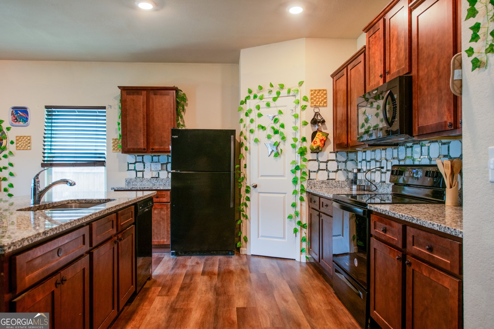 3013 Cleburne Terrace Hampton - 17