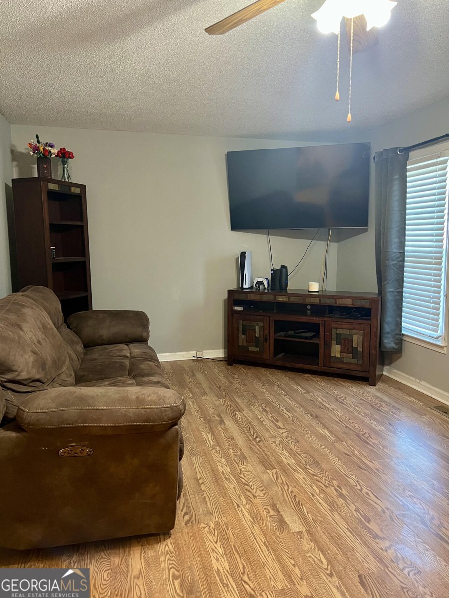 1866 Shady Grove Road Carrollton - 5