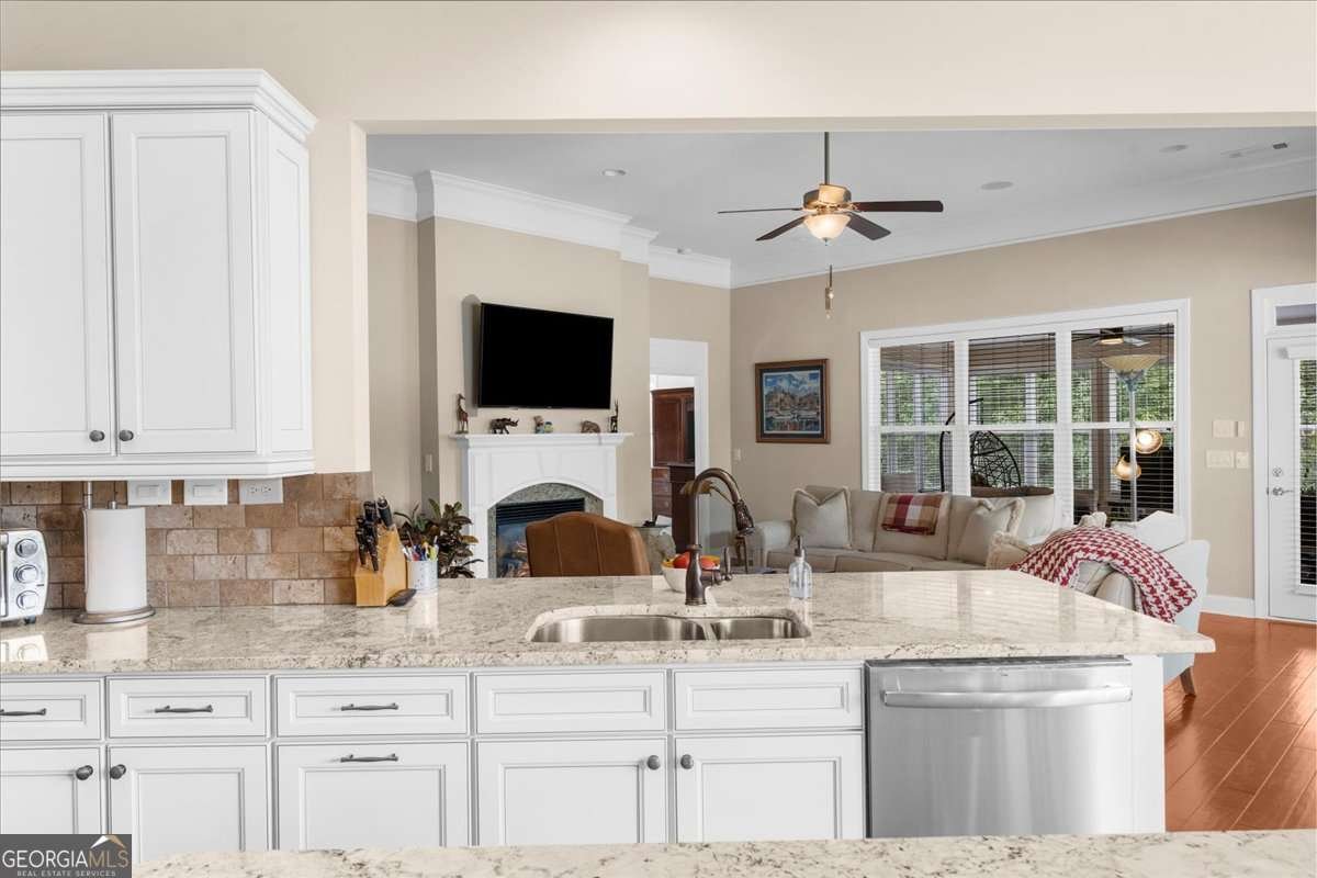3709 Maple Shade Drive Gainesville - 21