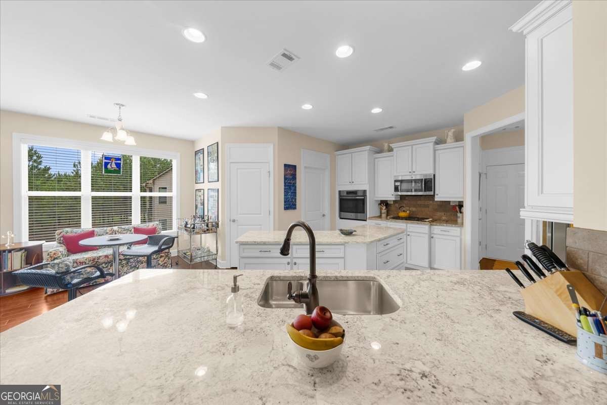 3709 Maple Shade Drive Gainesville - 22