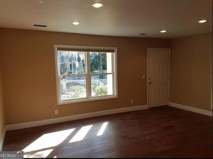 3 Lawrence Drive Savannah - 4