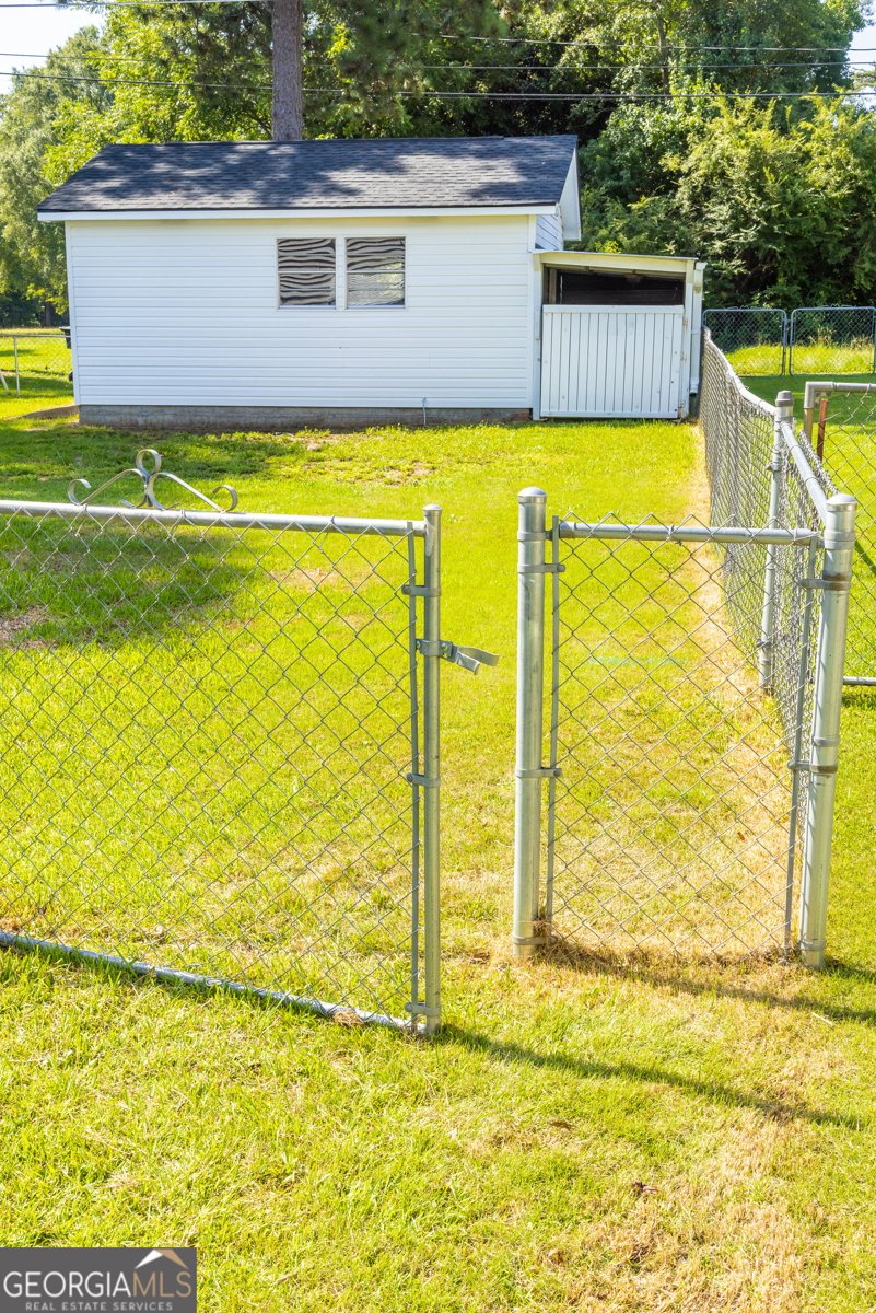 424 3rd Avenue Thomaston - 23