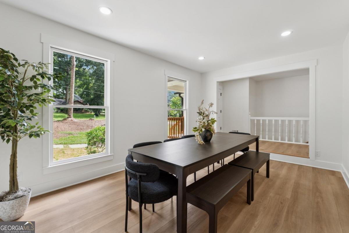 2513 Rockwood Way Stone Mountain - 4