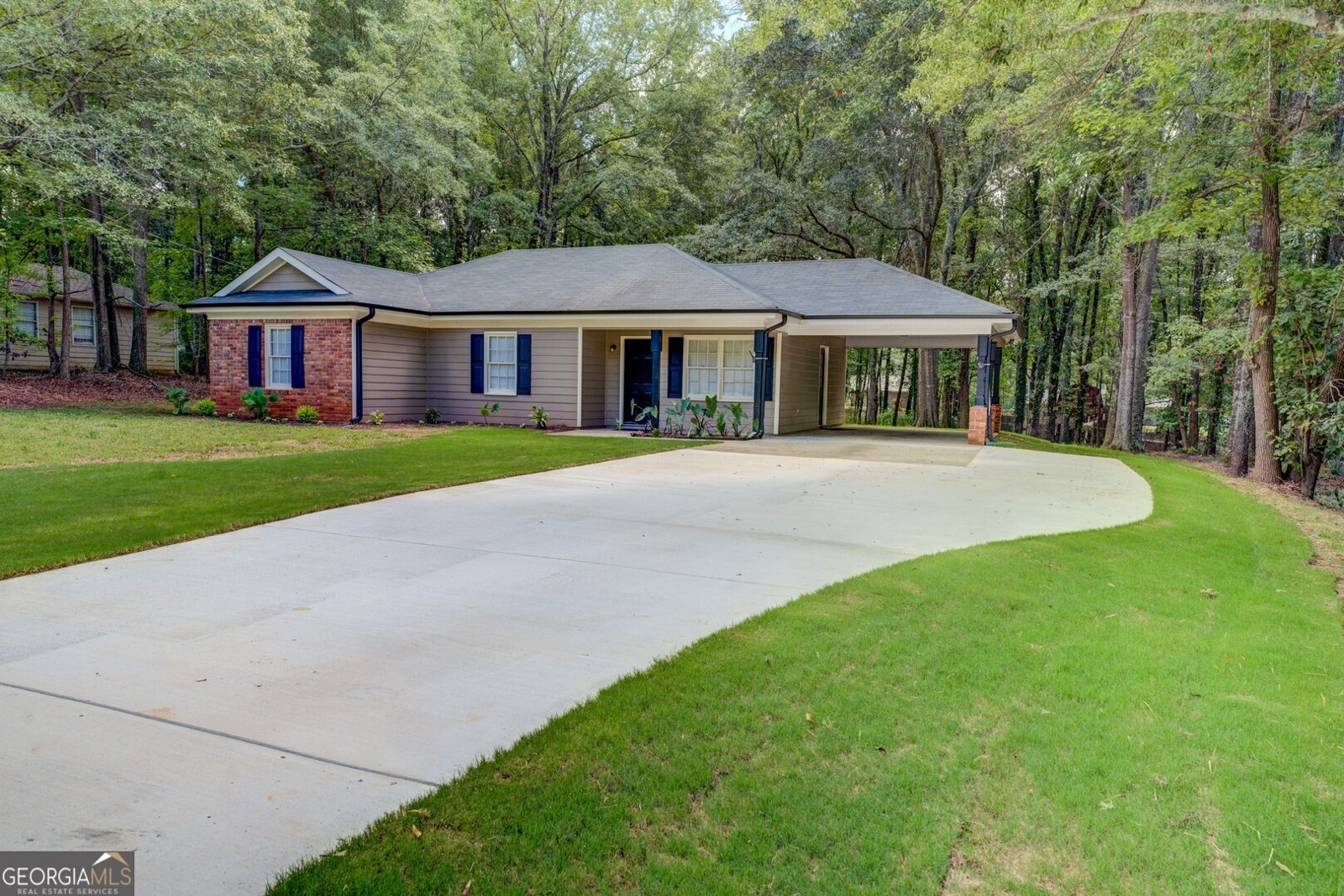 685 Mills Drive Covington - 1