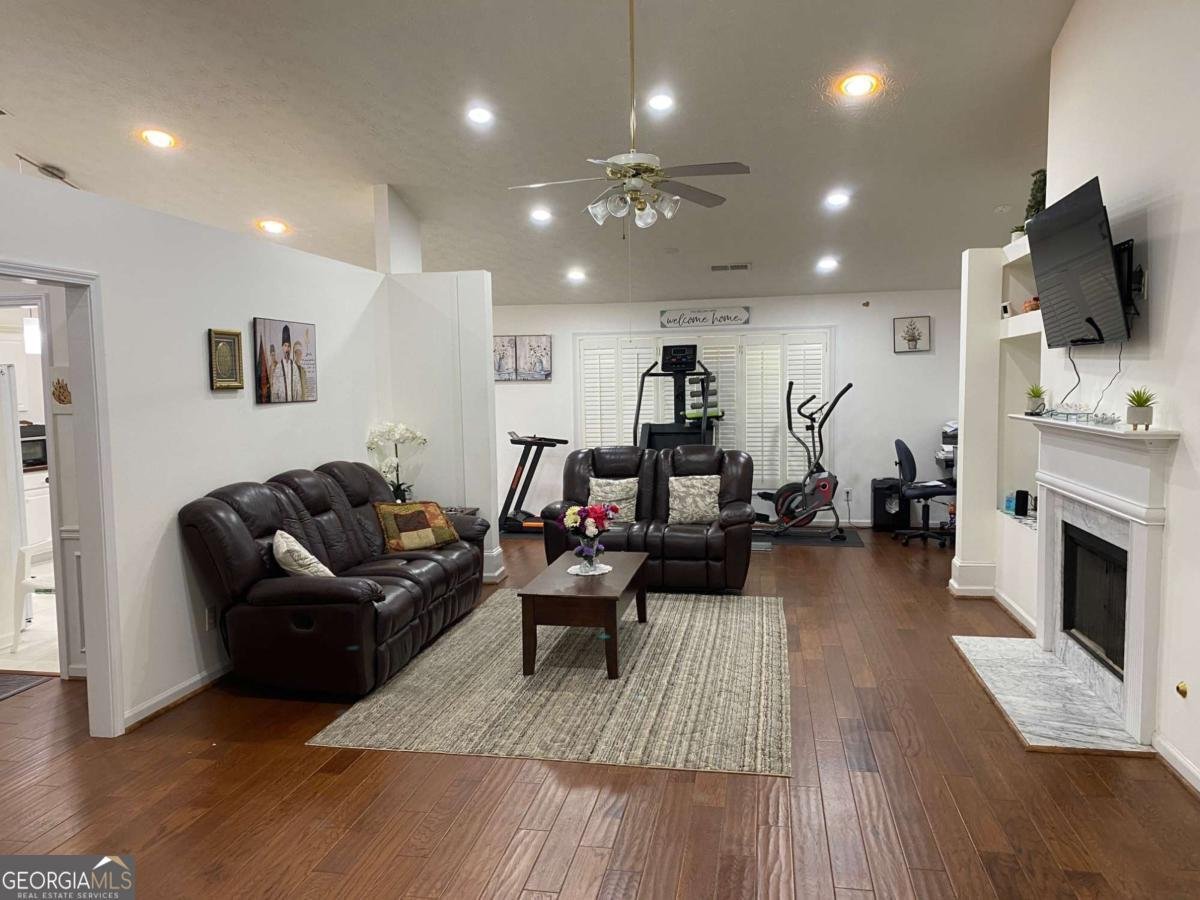 2840 GENERAL LEE Way Buford - 14