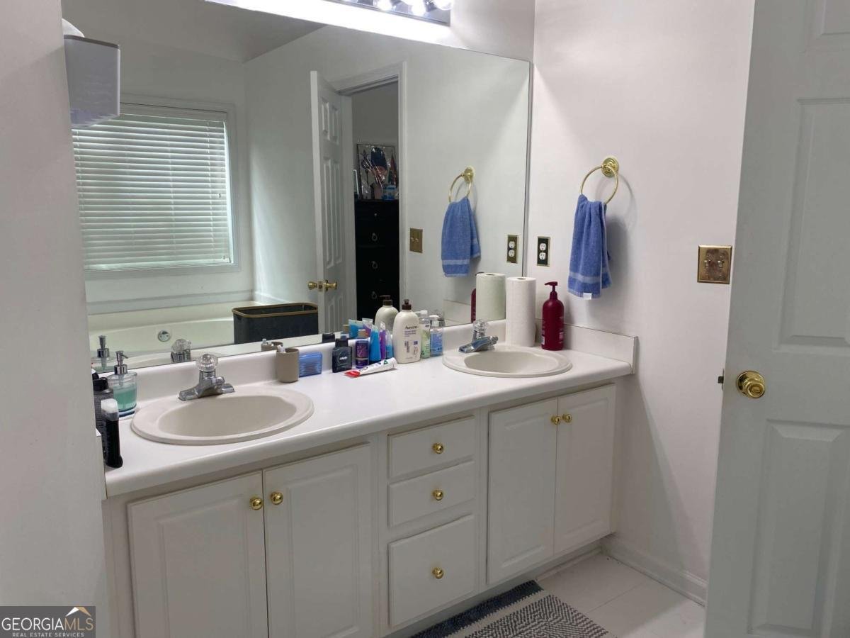 2840 GENERAL LEE Way Buford - 28