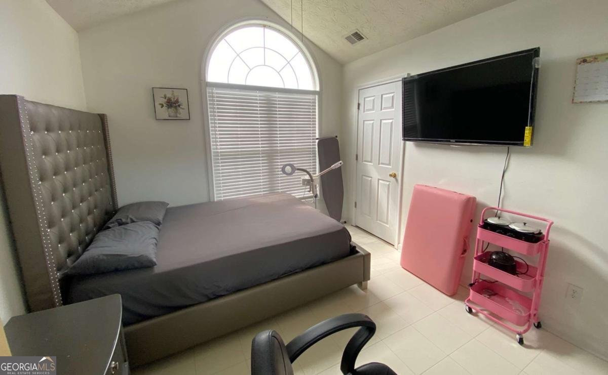 2840 GENERAL LEE Way Buford - 39