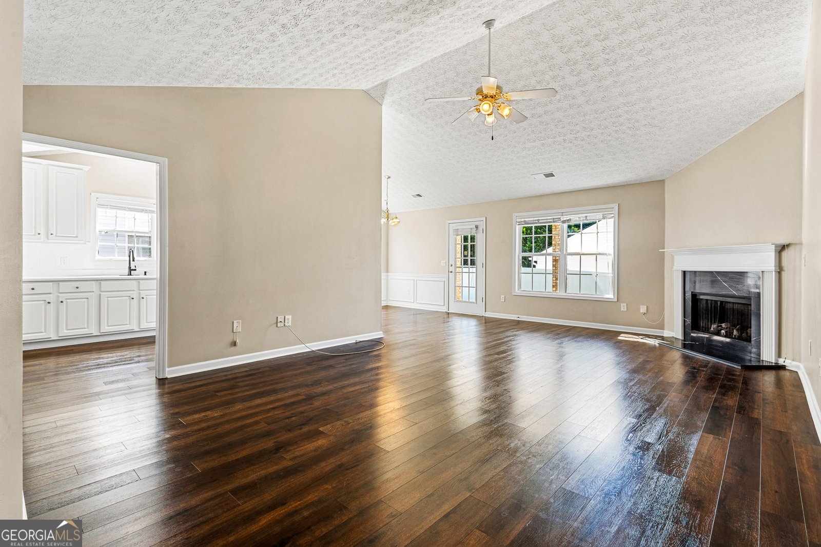 815 Village Place Loganville - 2