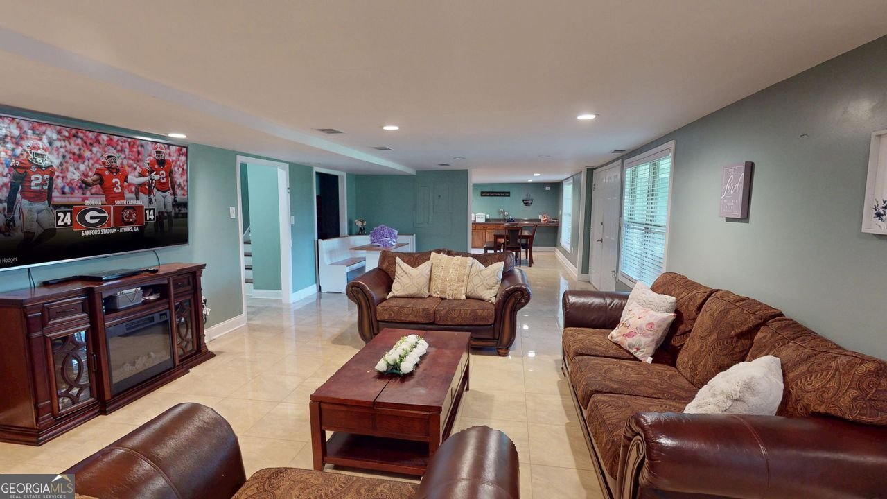 4274 PILLSBURY Road Gainesville - 24