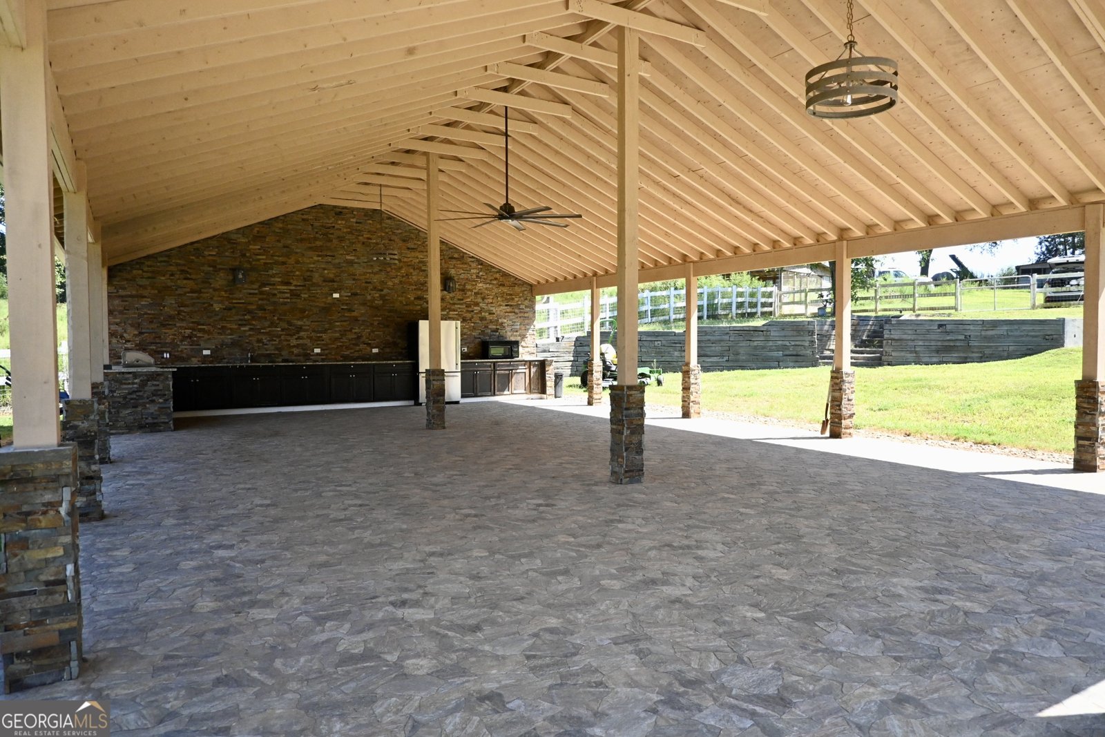 4274 PILLSBURY Road Gainesville - 64