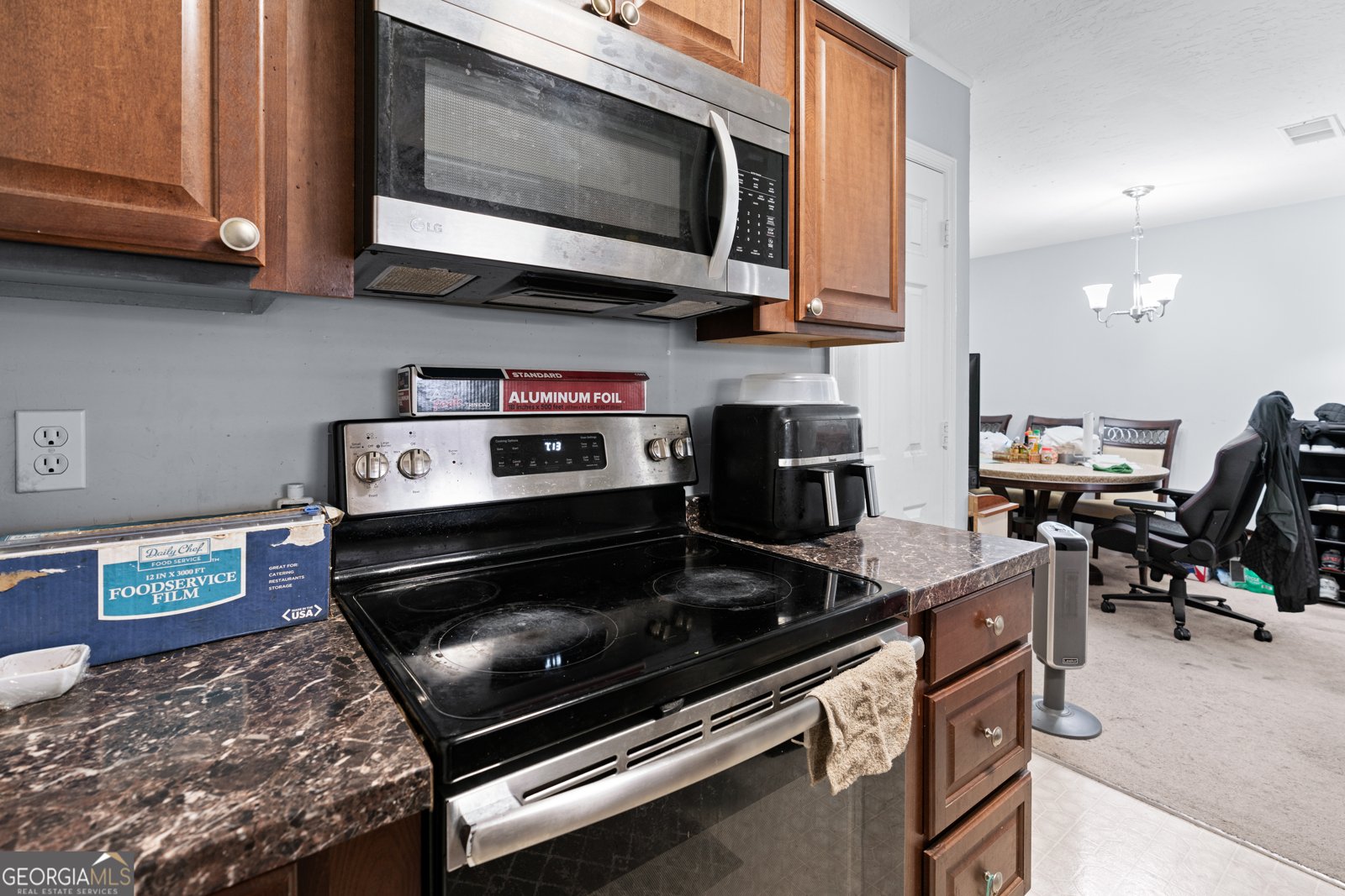 237 Chads Ford Way Roswell - 10