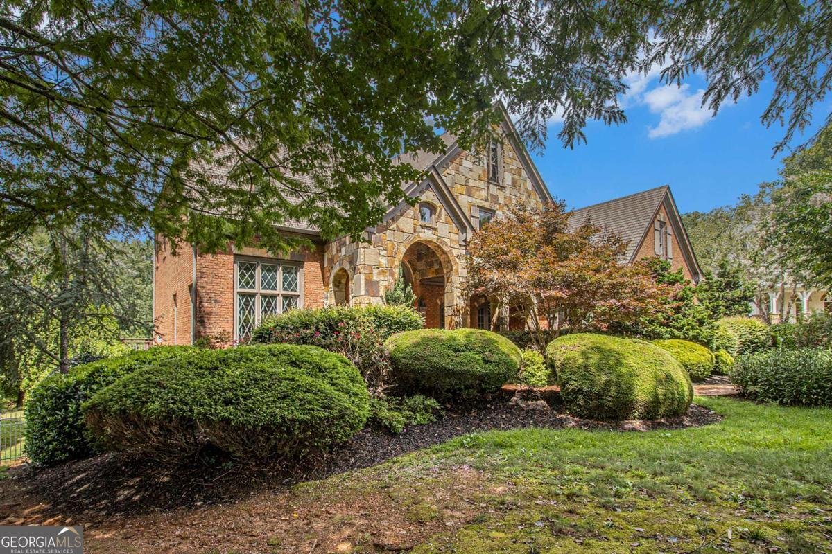 15900 Meadow King Way Alpharetta - 2