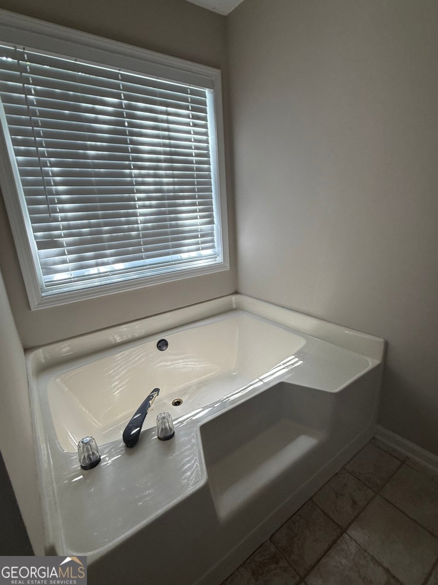 695 Chatham Park Drive Lawrenceville - 11