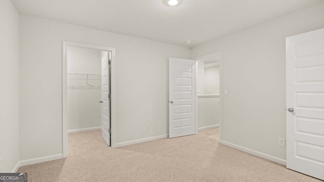 405 Silver Moon Drive Loganville - 77