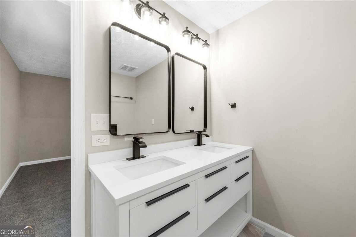 4210 Bob White Lane Oakwood - 26