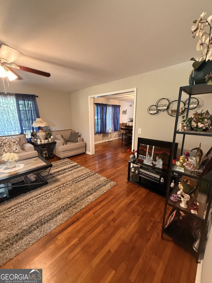 735 Bowersville Road Carnesville - 37