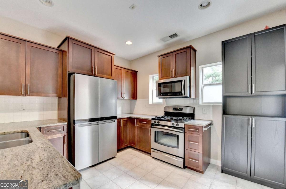 621 Irwin Street Atlanta - 10