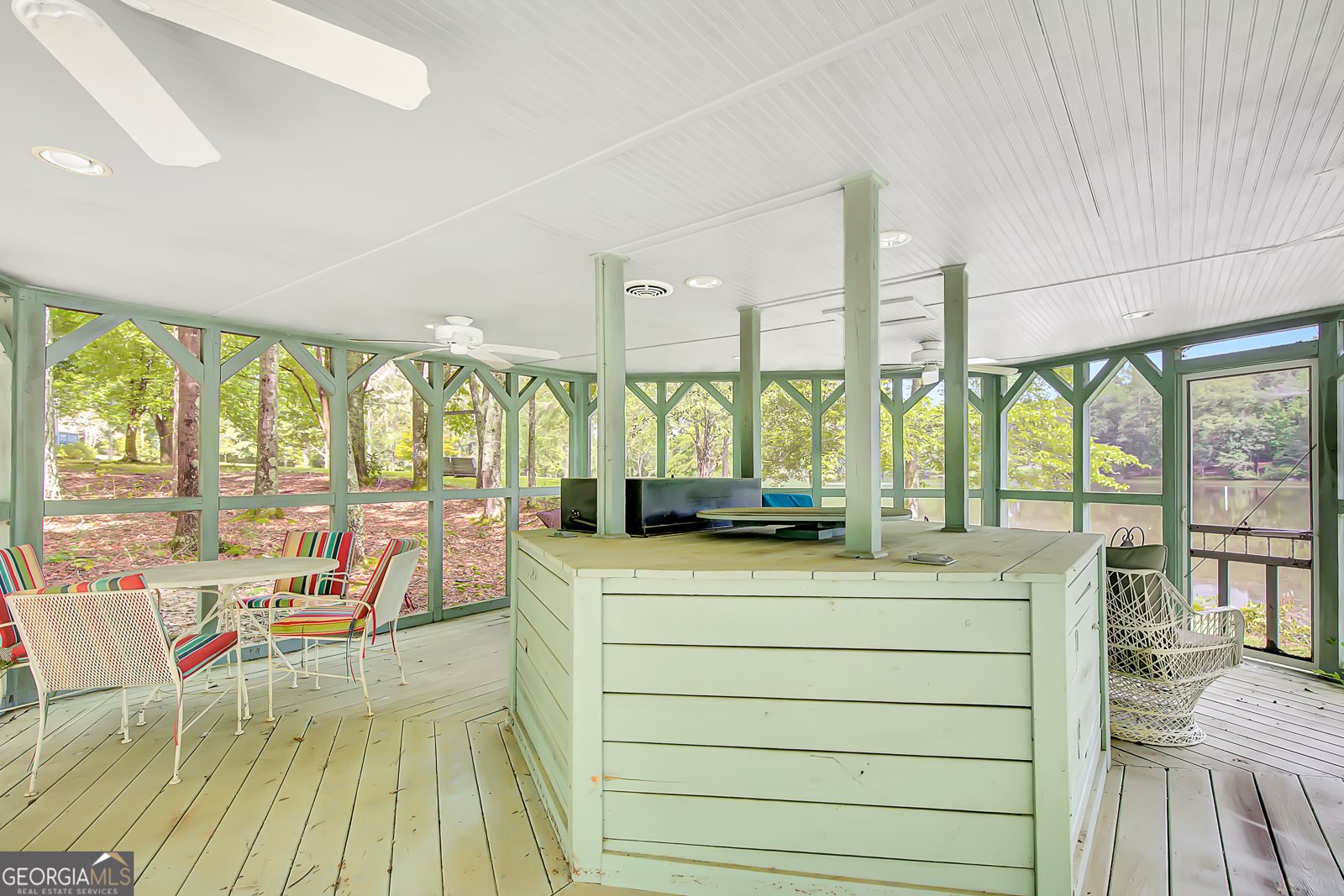 215 Wessmanor Drive Bowdon - 24