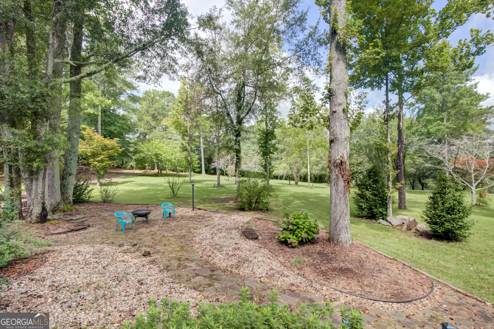 215 Wessmanor Drive Bowdon - 38