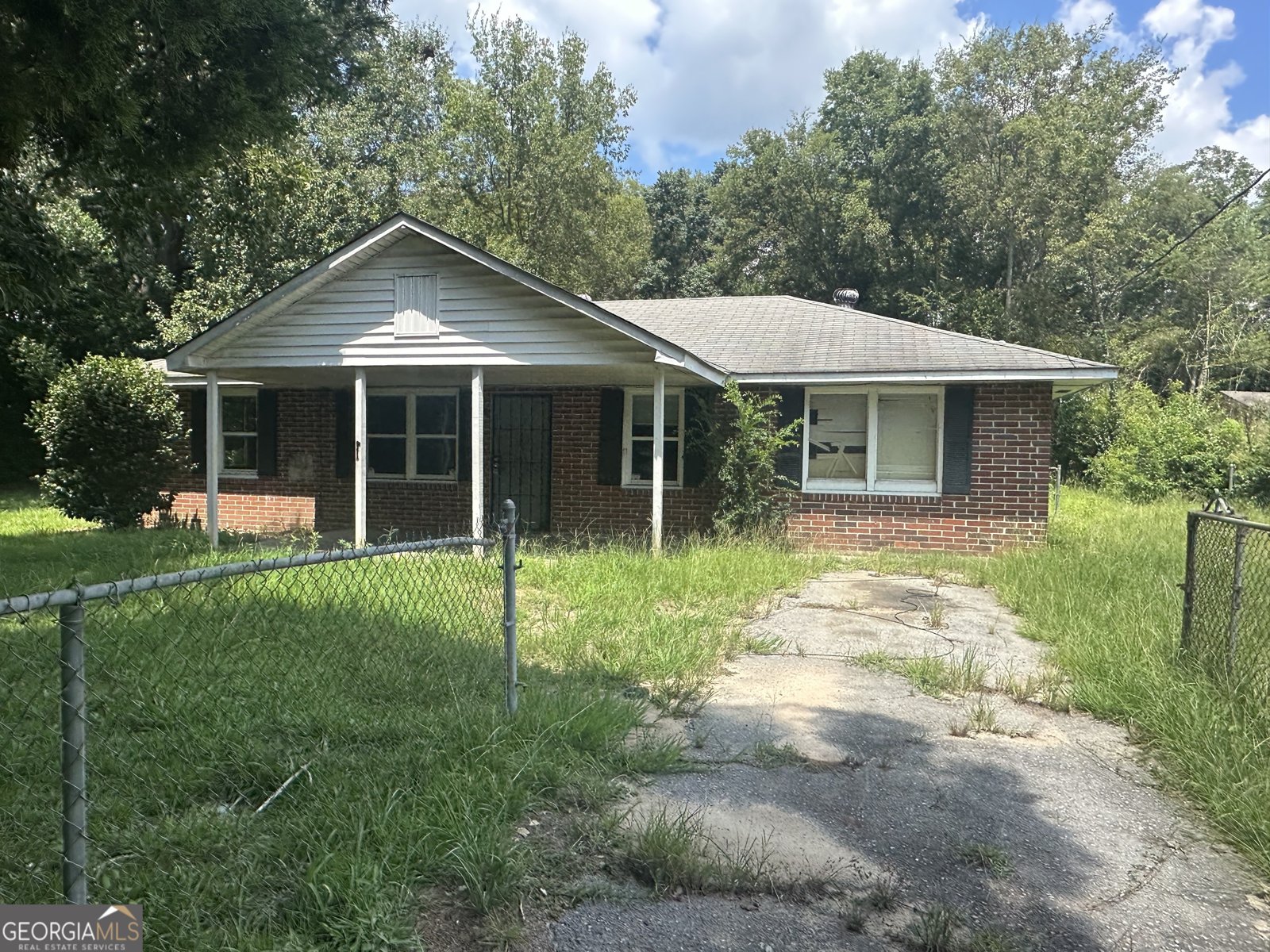 3860 Lindwood Drive Macon - 1