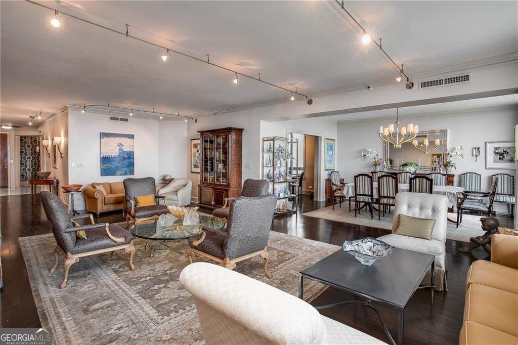 2660 Peachtree Road Atlanta - 10