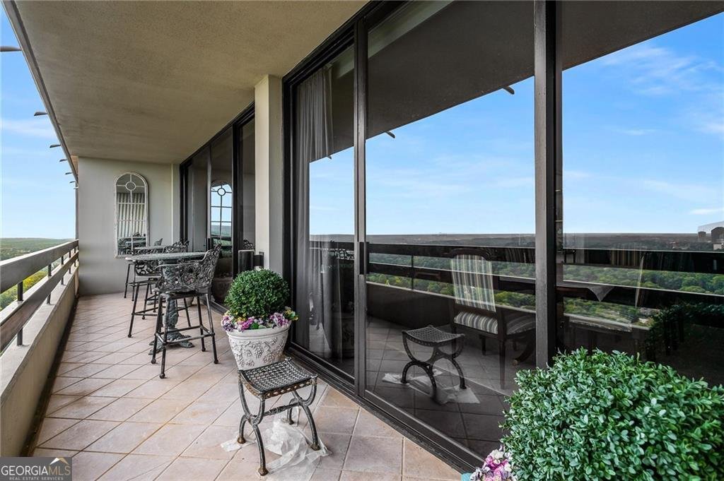 2660 Peachtree Road Atlanta - 23