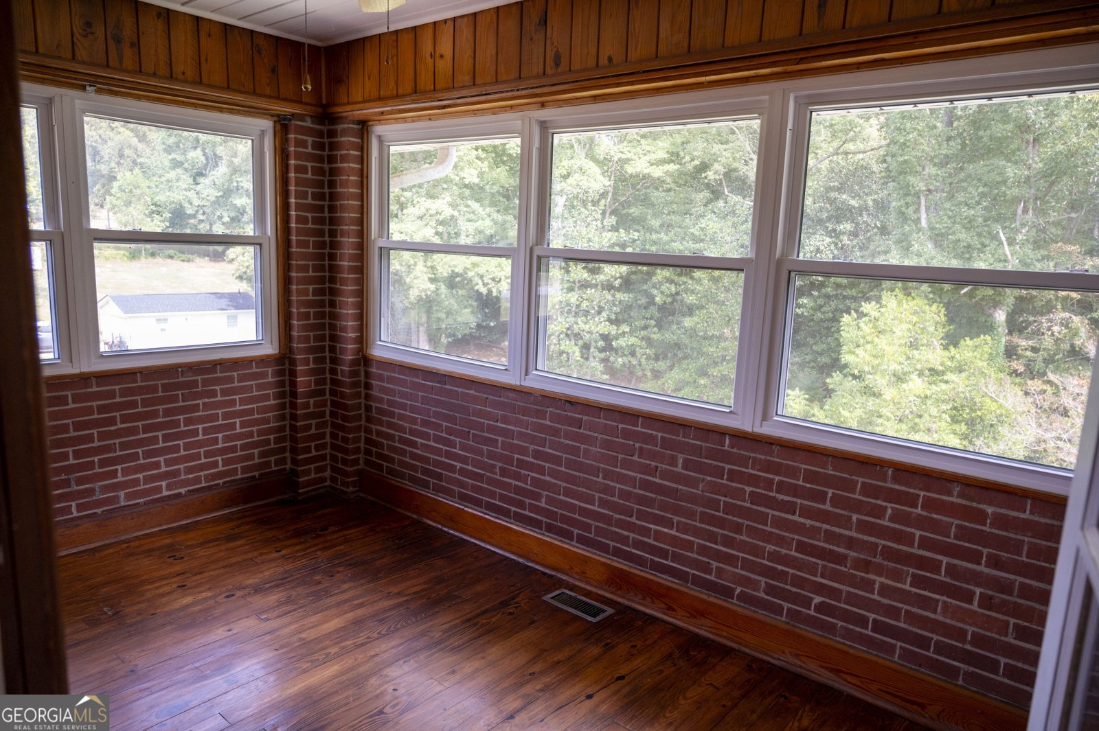 6304 26th Avenue Valley - 31