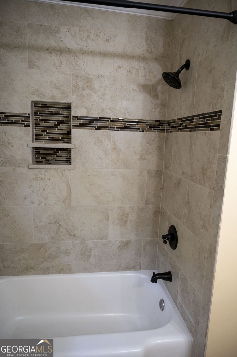 6304 26th Avenue Valley - 35