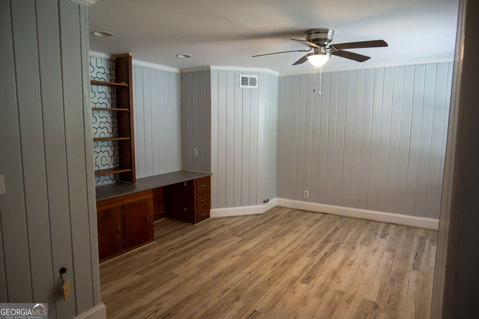 6304 26th Avenue Valley - 52