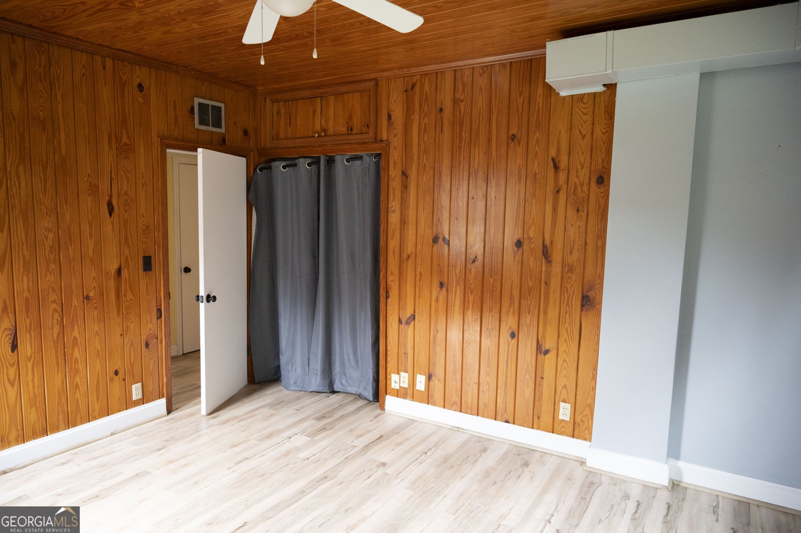 6304 26th Avenue Valley - 64