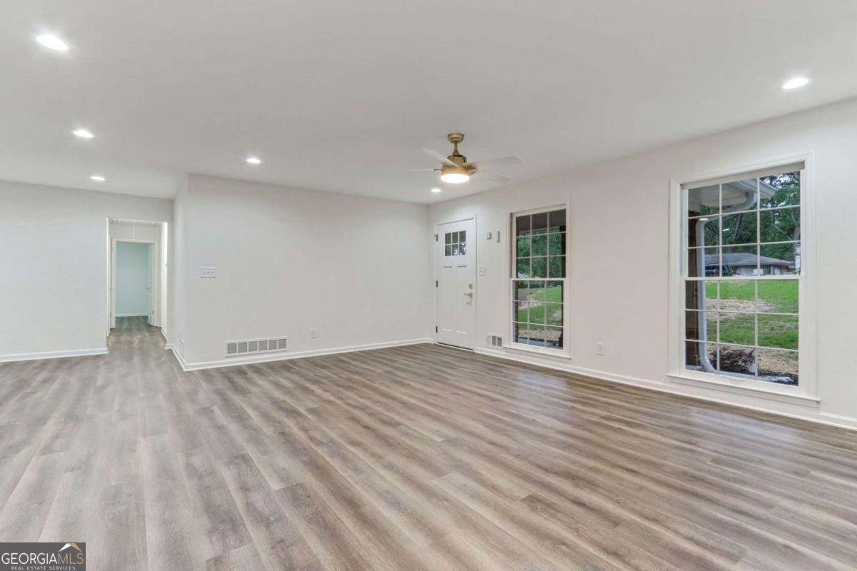 6477 Joanna Street Lithia Springs - 10