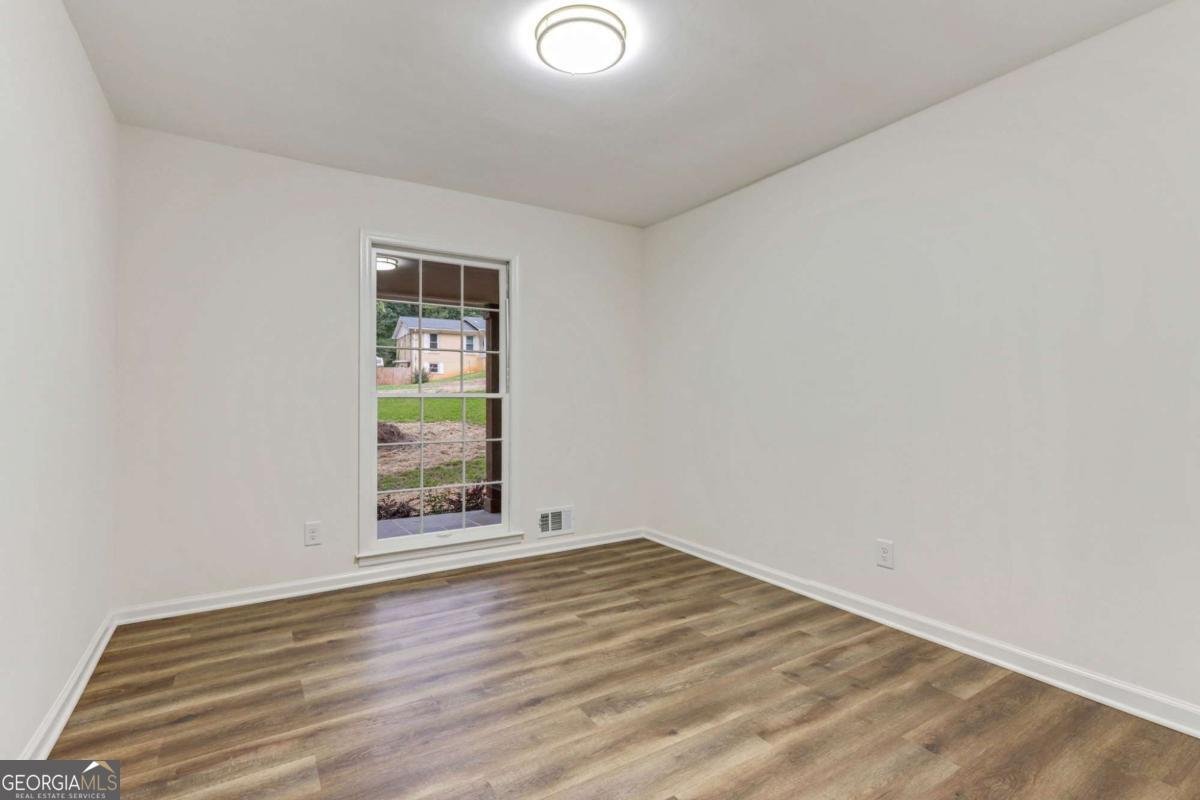 6477 Joanna Street Lithia Springs - 16