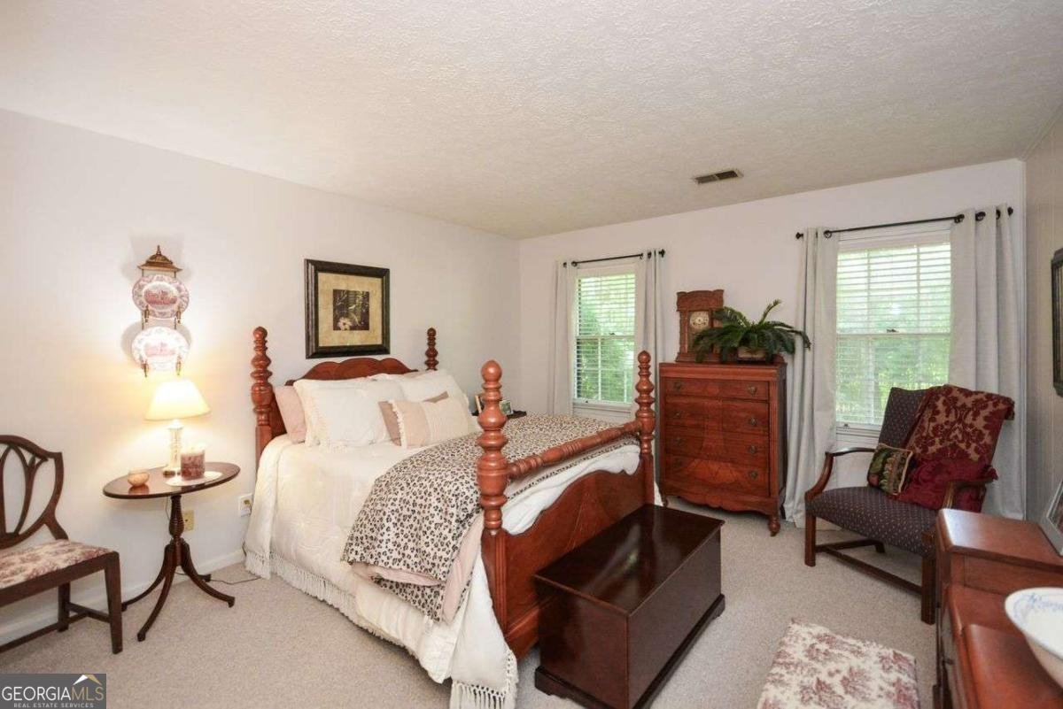 6235 Cornelia Drive Douglasville - 6