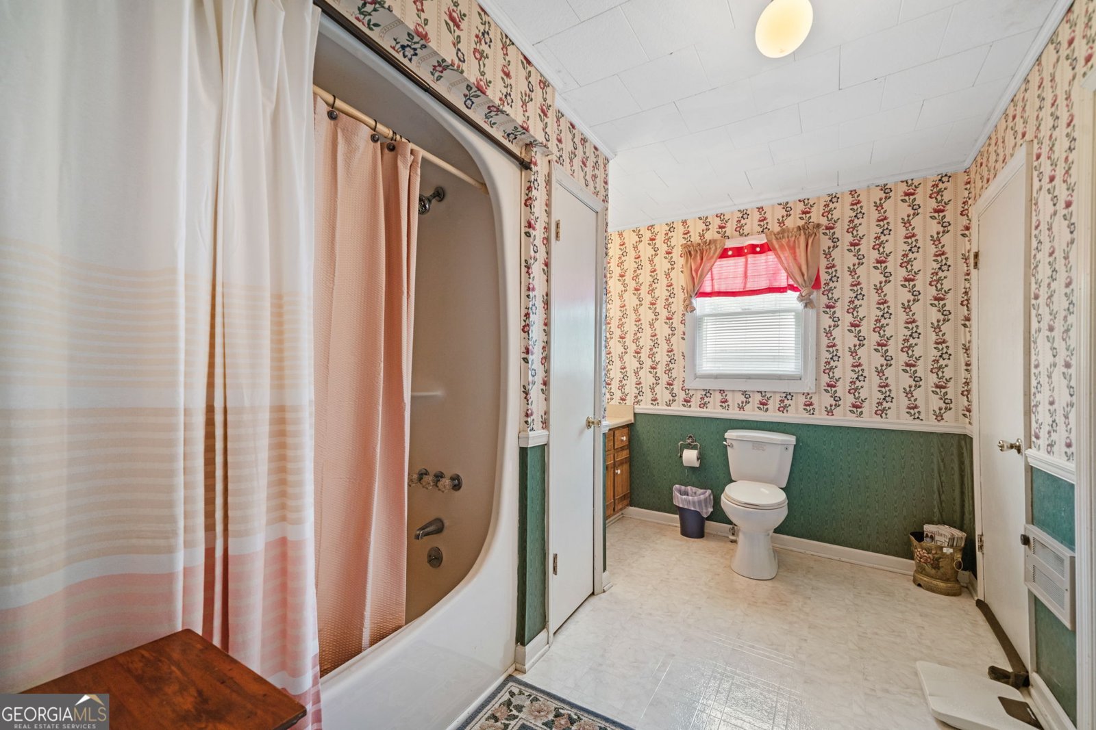 404 Davis Road Fairmount - 10