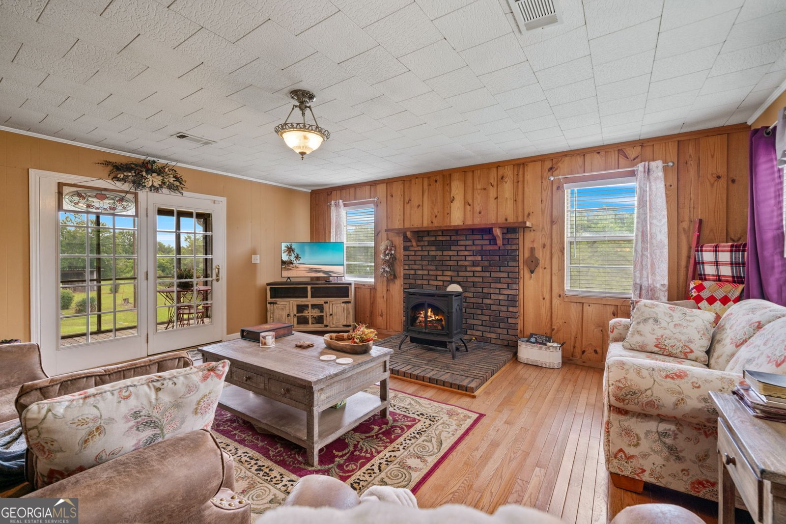 404 Davis Road Fairmount - 6