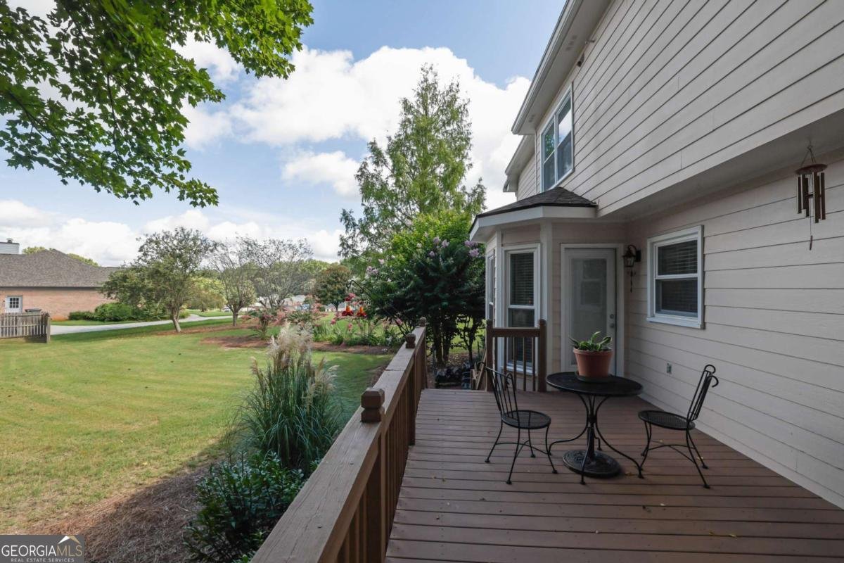 959 Lakeview Road Grayson - 34