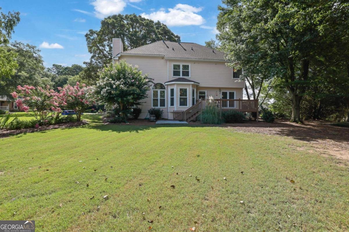 959 Lakeview Road Grayson - 35