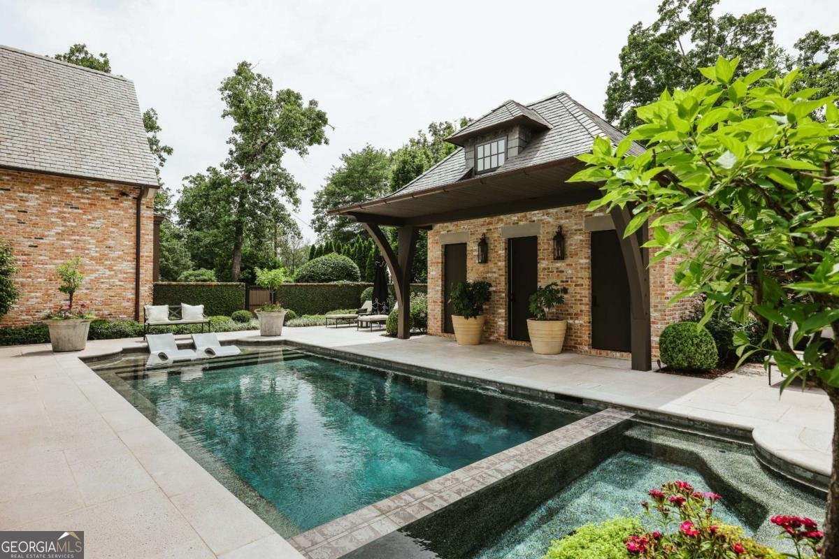 1070 Milledge Avenue Athens - 44