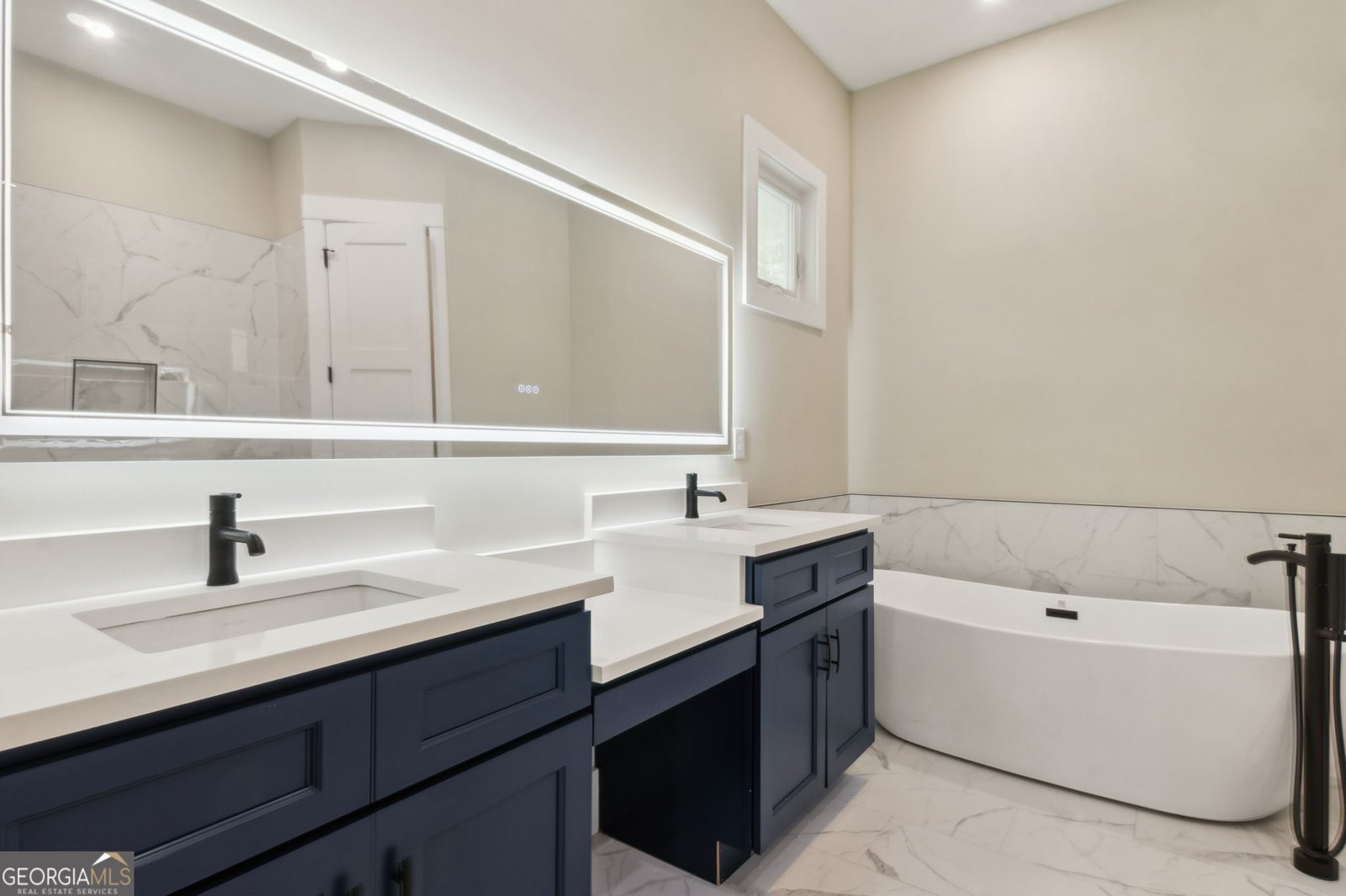 206 Holm Place St. Marys - 2
