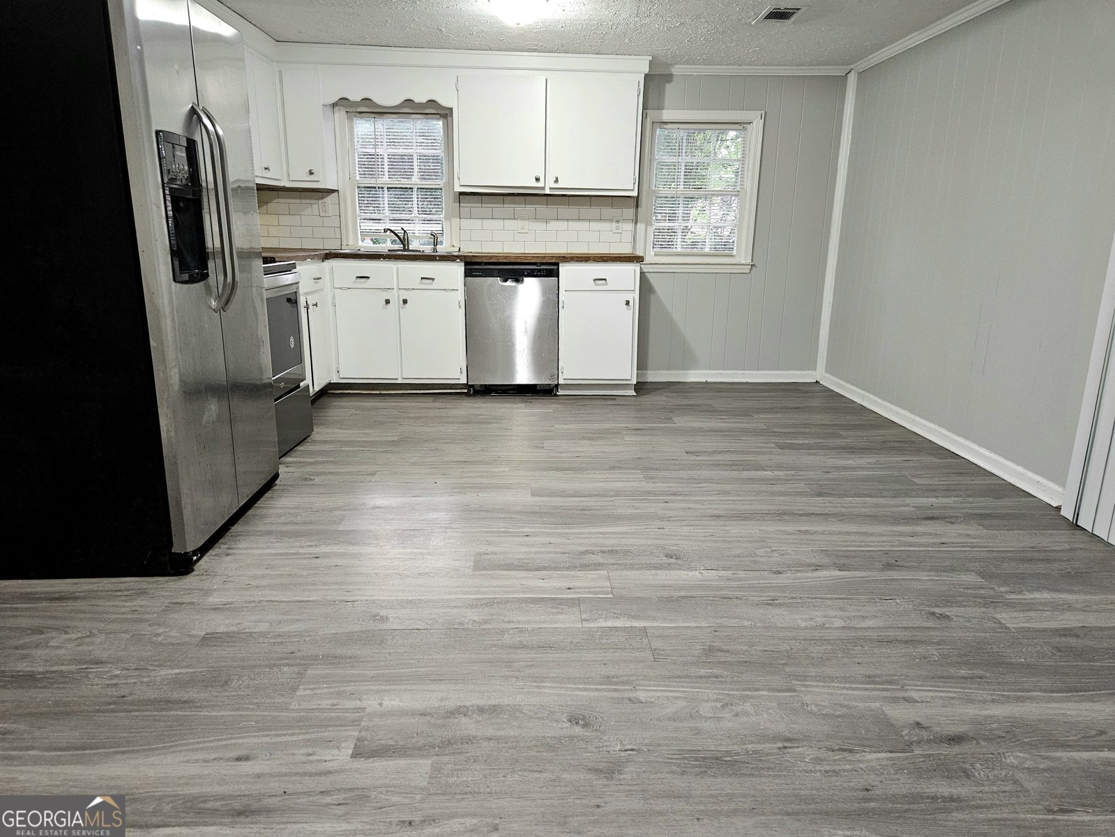 4120 Fairview Drive Columbus - 23