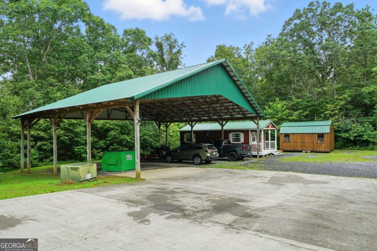 749 Old Federal Road Chatsworth - 33