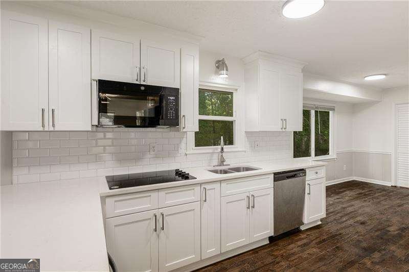 1019 Crestwood Lane Stone Mountain - 9