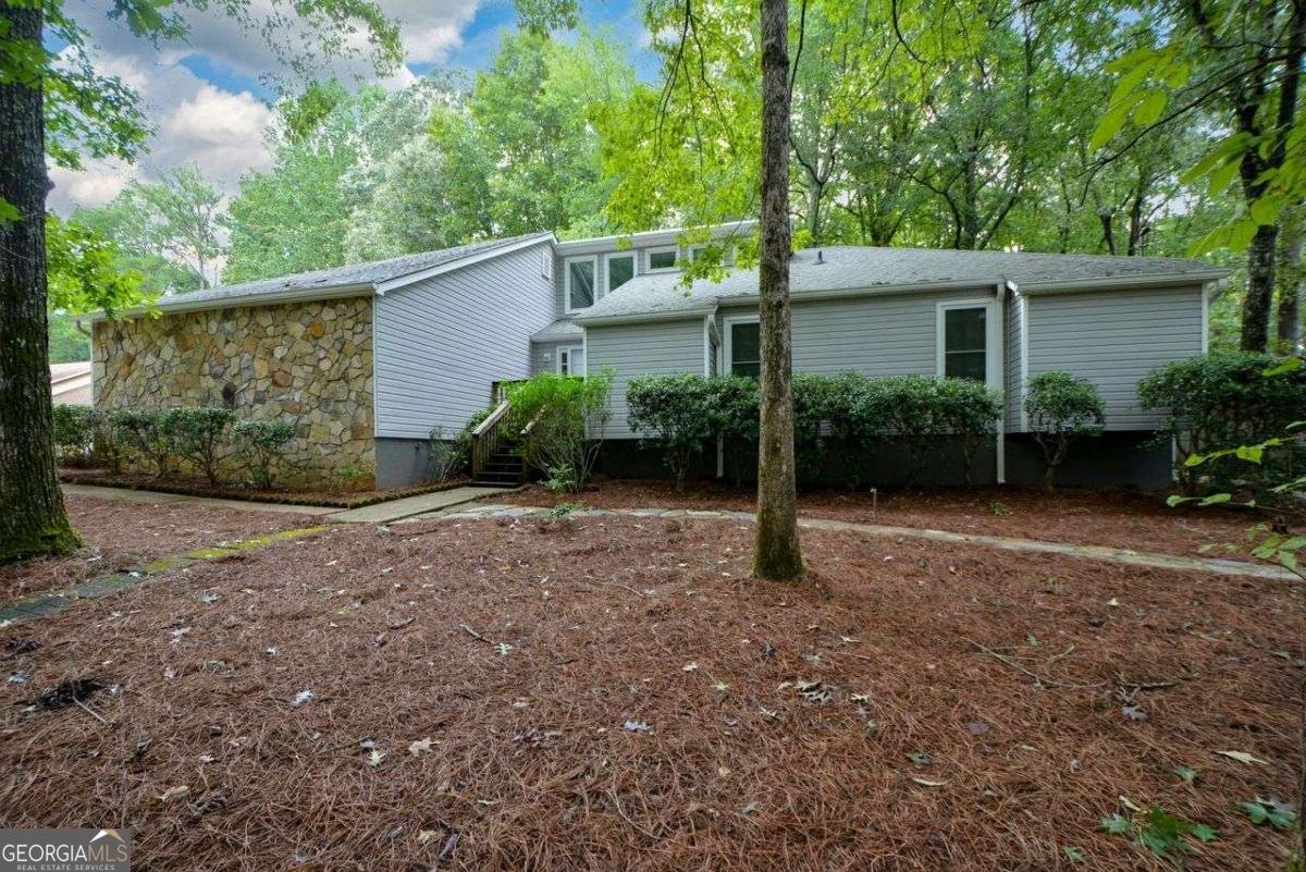 400 BENJAMIN Circle Fayetteville - 13