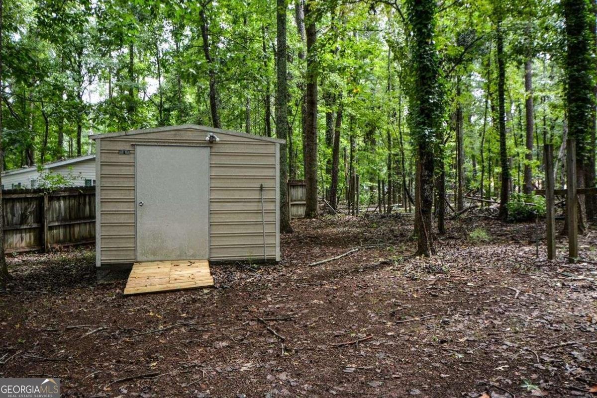 400 BENJAMIN Circle Fayetteville - 2