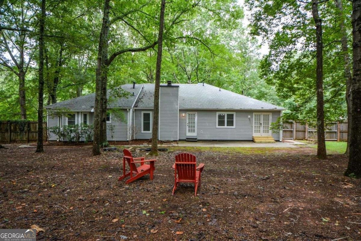 400 BENJAMIN Circle Fayetteville - 44