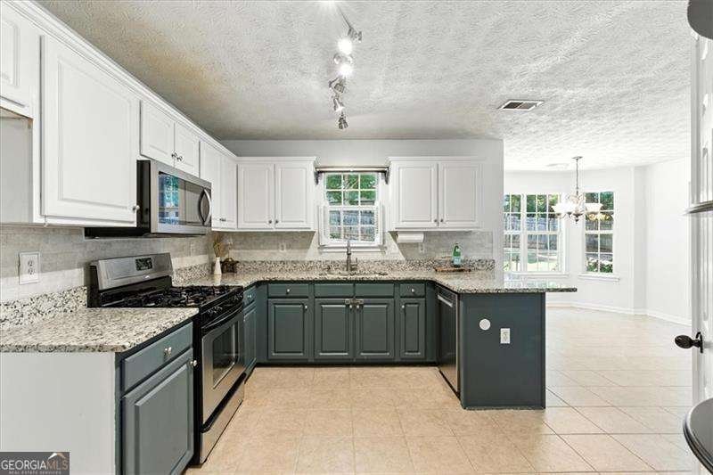2835 Cressington Bend Kennesaw - 1