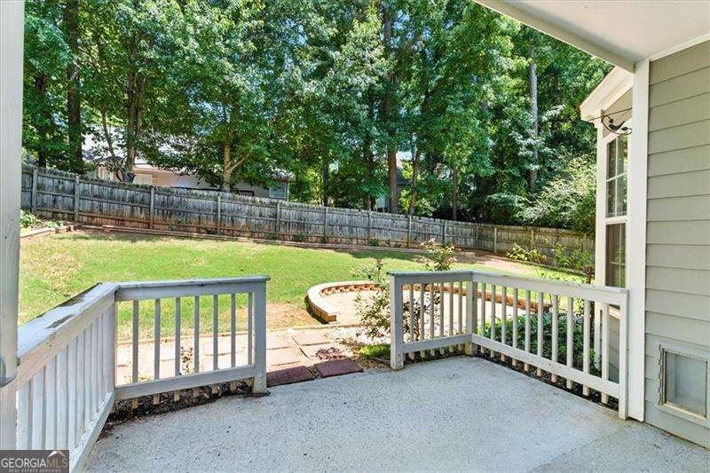 2835 Cressington Bend Kennesaw - 27