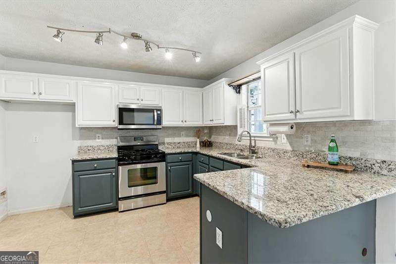 2835 Cressington Bend Kennesaw - 3